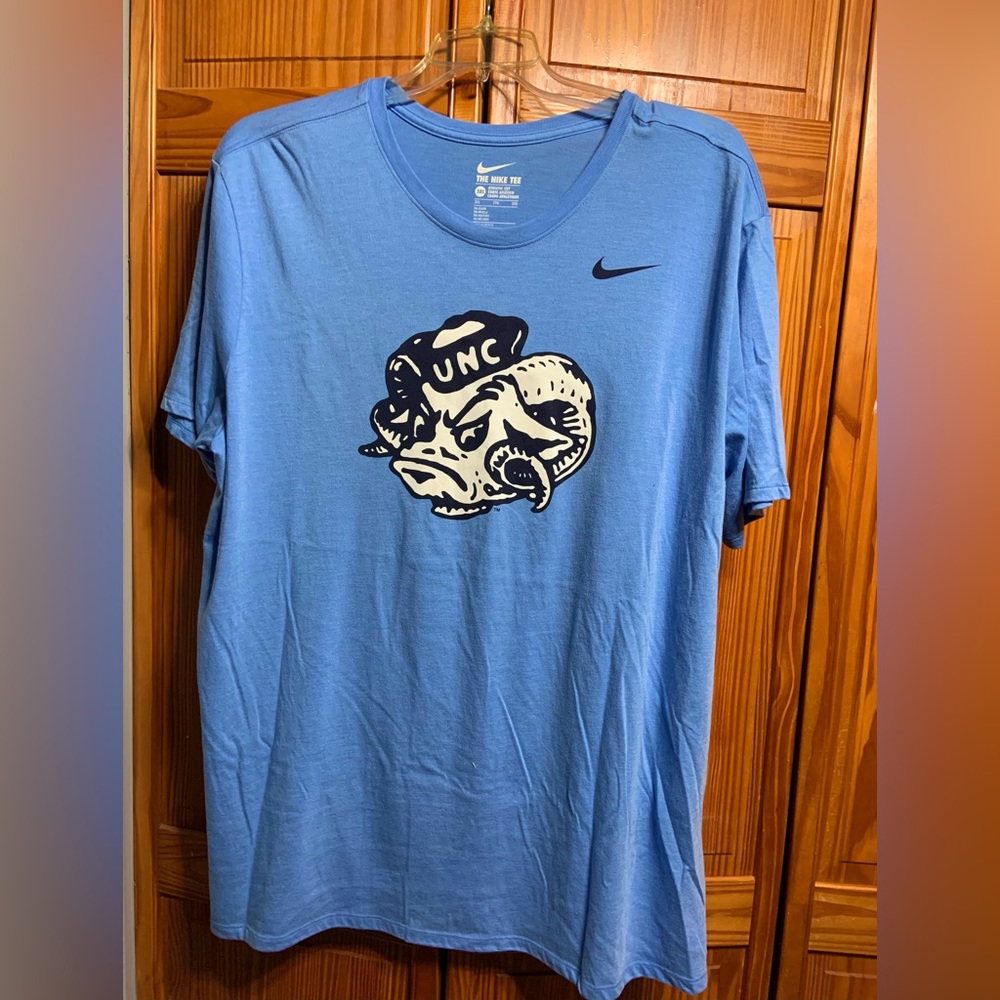 NWOT Nike North Carolina UNC Tarheels Rameses T-Shirt